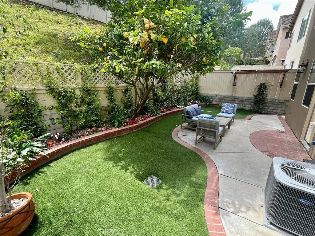 1129 W Capitol Drive, San Pedro, California 90732 home-pic-20